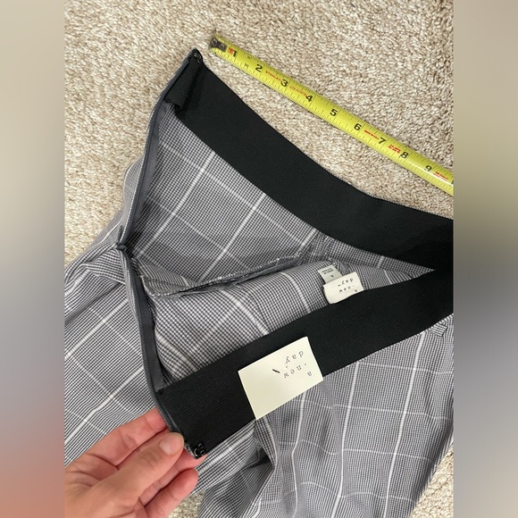 A New Day - straight leg ankle pants, size 4 - Picture 3 of 9